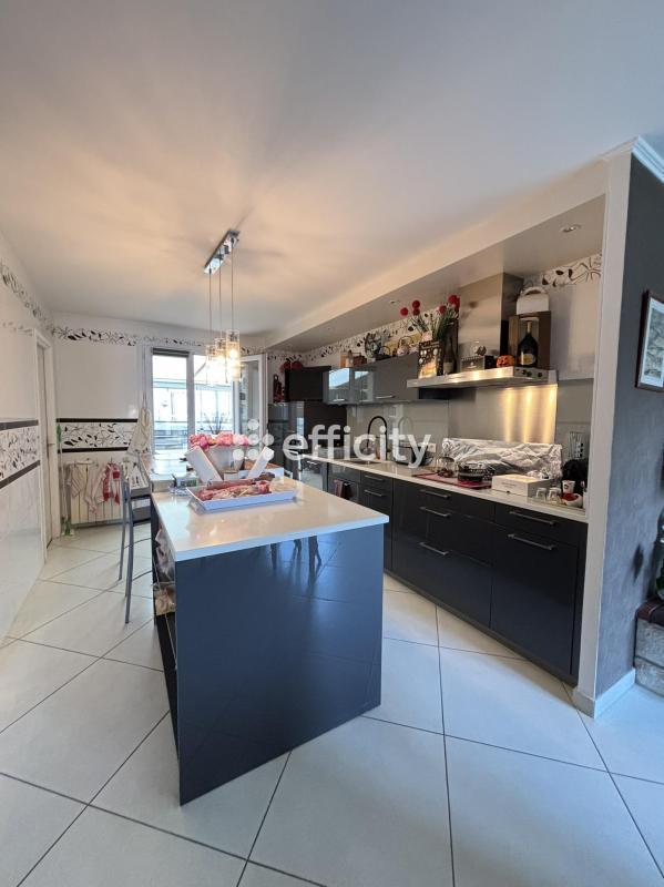 Pavillon - 147 m² - 5 pièces