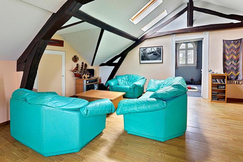 Propriété - 291 m² - 13 pièces