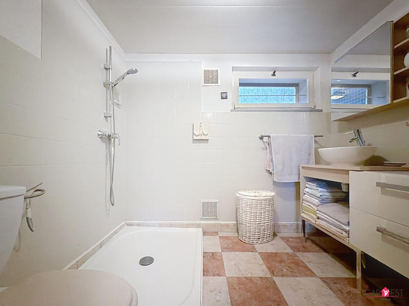 Maison - 164 m² - 7 pièces