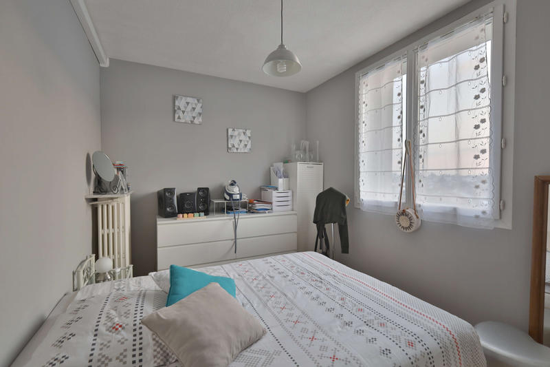 Appartement - 64 m² - 4 pièces