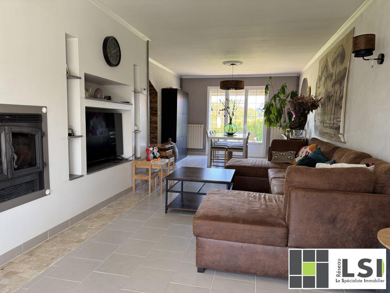 Maison - 121 m² - 6 pièces