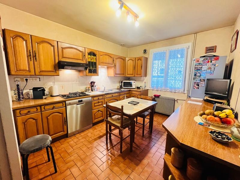 Maison - 90 m² - 4 pièces