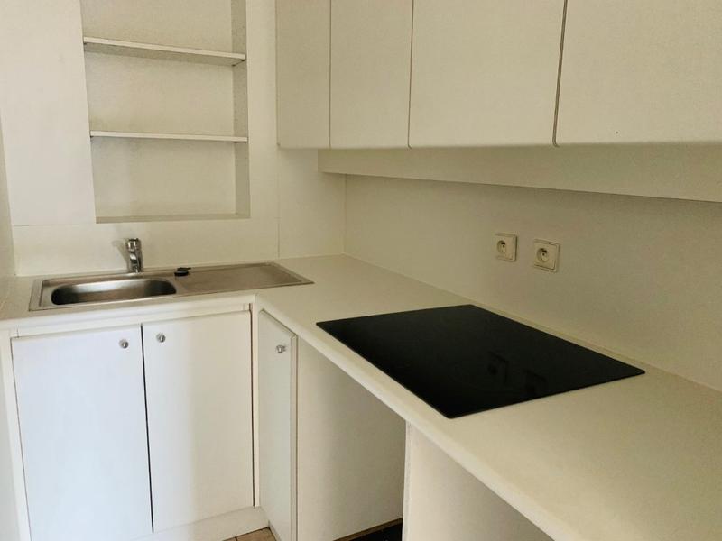 Studio - 30 m² - 1 pièce