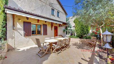 Maison - 177 m² - 8 pièces