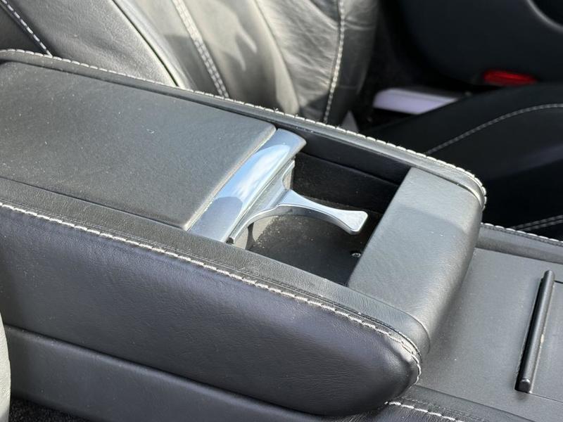 Aston Martin Vantage V8 4.7 420ch