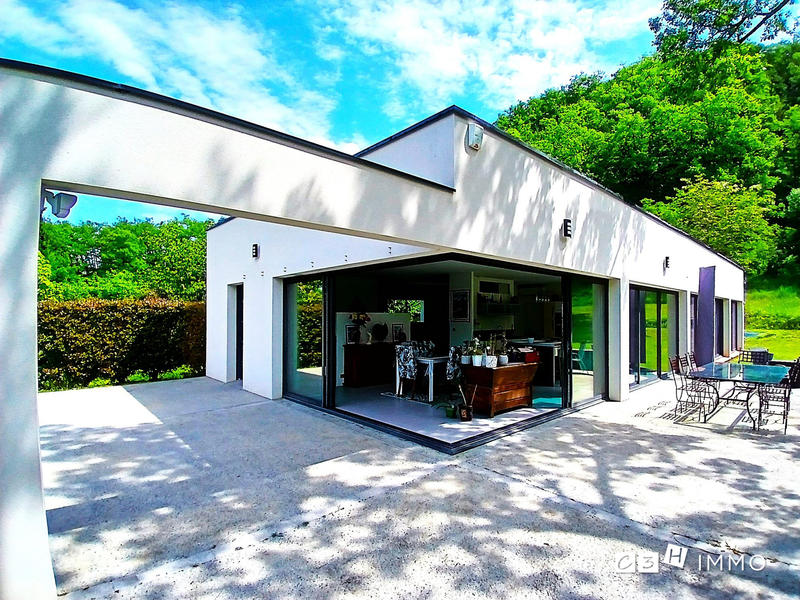Maison contemporaine - 158 m² - 6 pièces