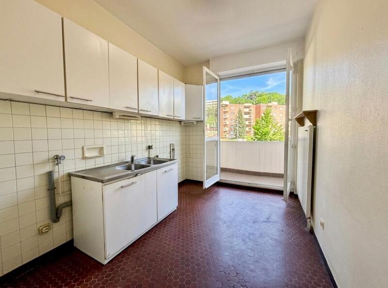 Appartement - 94 m² - 4 pièces