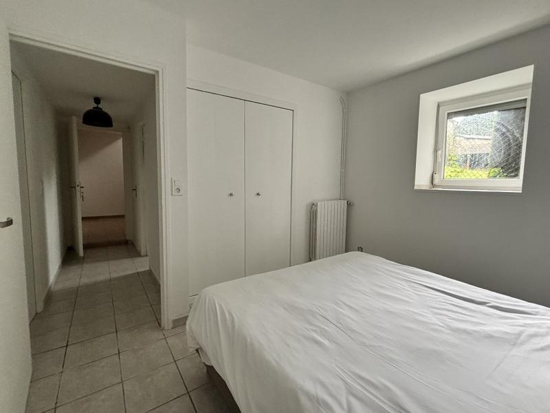 Grange - 185 m² - 7 pièces