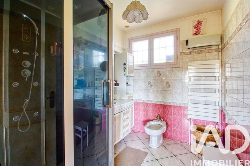 Maison - 175 m² - 9 pièces