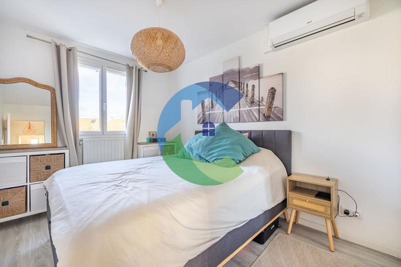 Pavillon - 77 m² - 4 pièces