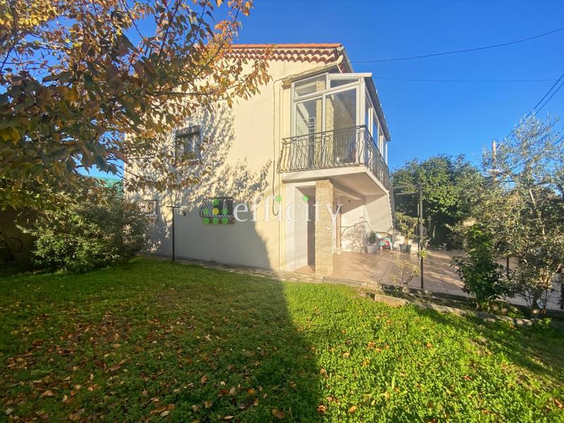 Maison - 110 m² - 6 pièces