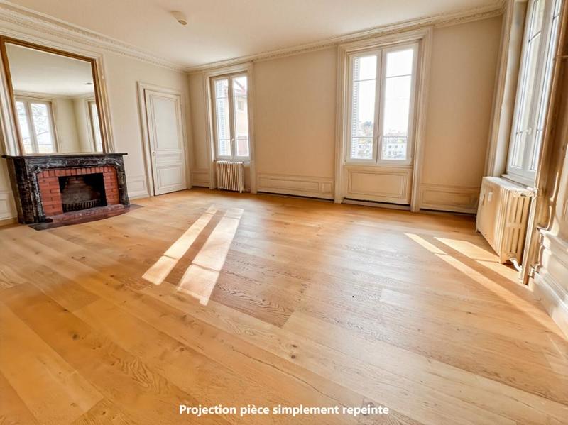 Appartement - 90 m² - 4 pièces