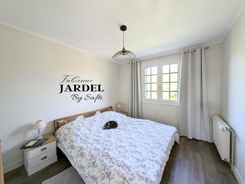 Maison - 170 m² - 6 pièces