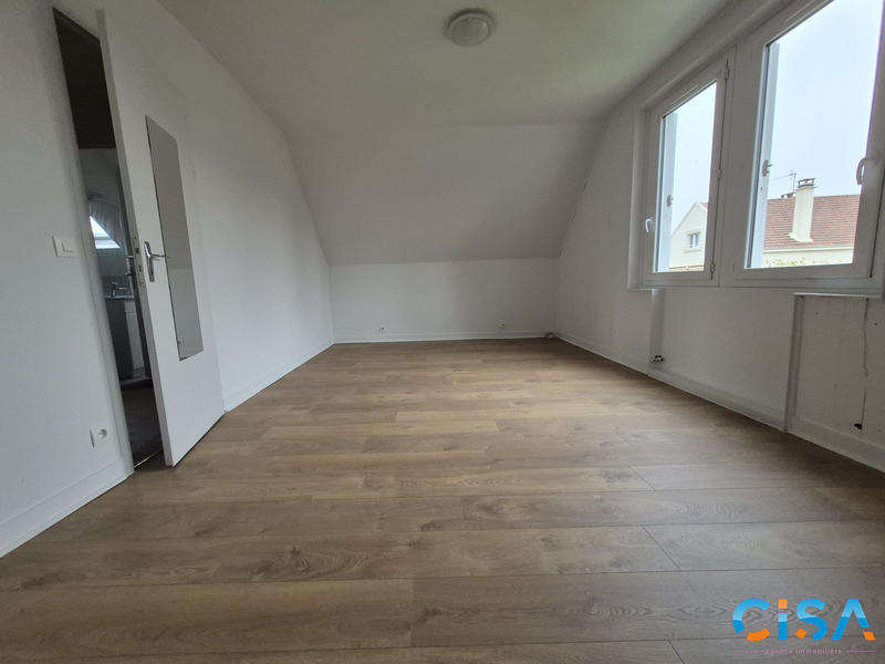 Maison traditionnelle - 91 m² - 4 pièces