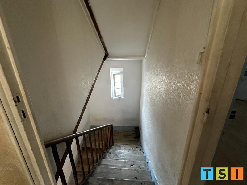 Maison - 191 m² - 12 pièces