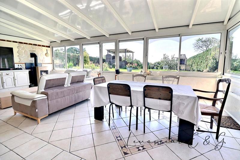 Maison - 137 m² - 6 pièces