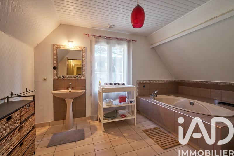 Maison - 154 m² - 7 pièces