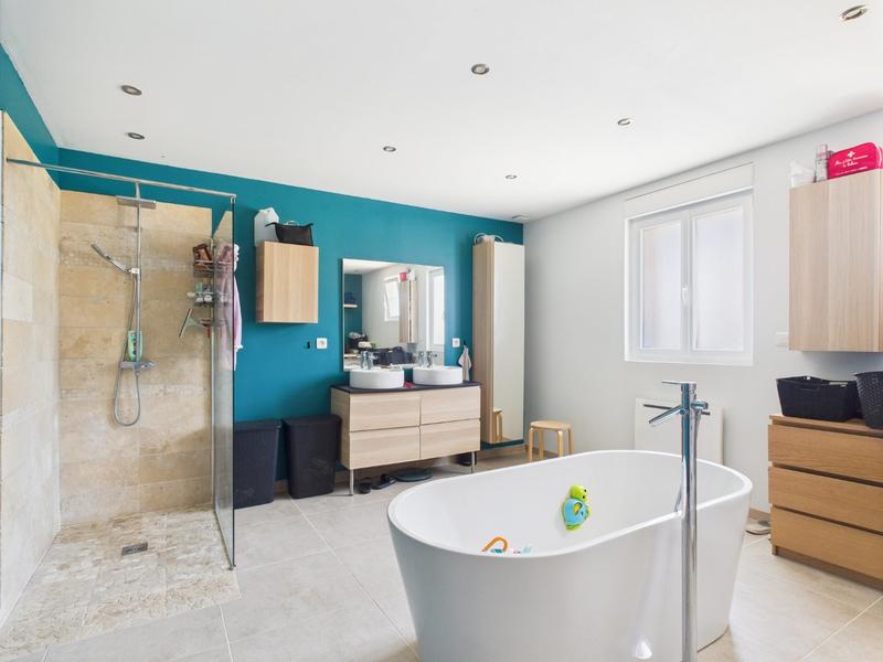 Maison - 115 m² - 4 pièces