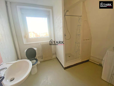 Appartement - 80 m² - 2 pièces