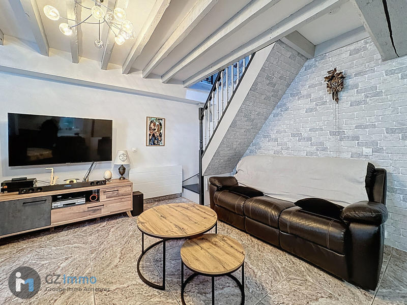 Maison - 98 m² - 6 pièces