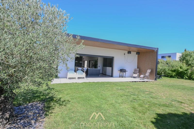 Maison contemporaine - 240 m² - 7 pièces