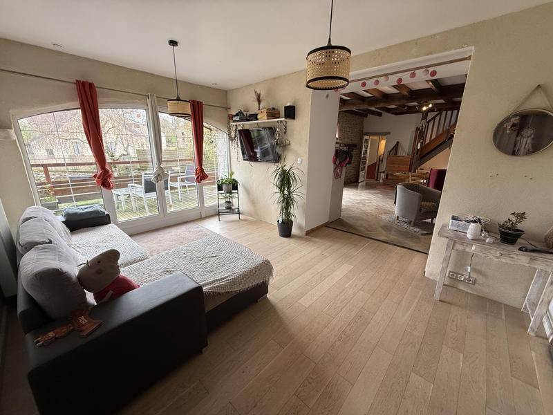 Maison - 165 m² - 6 pièces