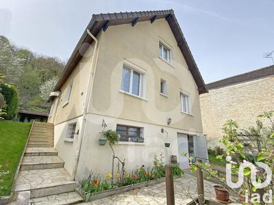 Maison - 161 m² - 7 pièces