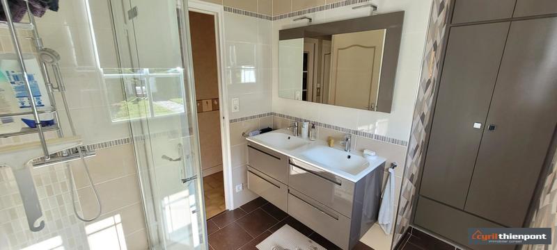 Pavillon - 140 m² - 6 pièces