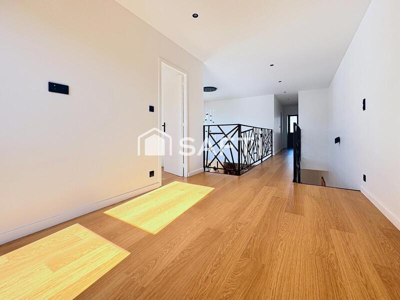 Maison - 160 m² - 7 pièces