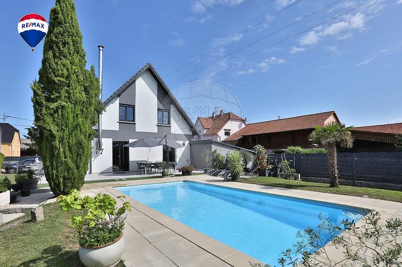 Maison - 128 m² - 5 pièces