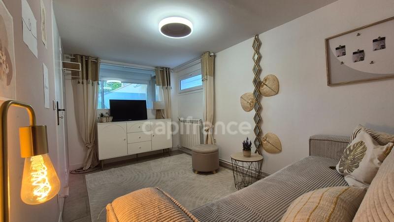 Maison - 185 m² - 6 pièces