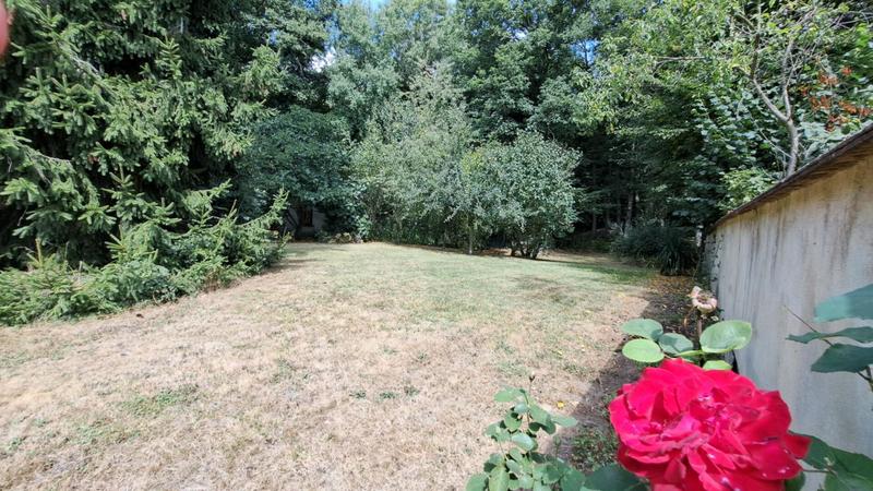 Maison - 215 m² - 9 pièces