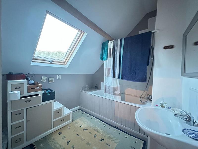 Maison - 140 m² - 6 pièces