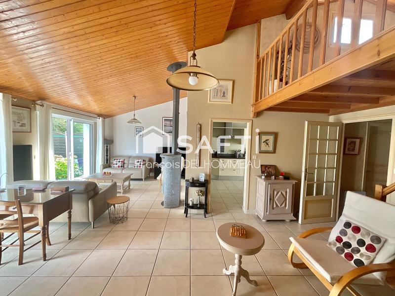 Maison - 121 m² - 6 pièces