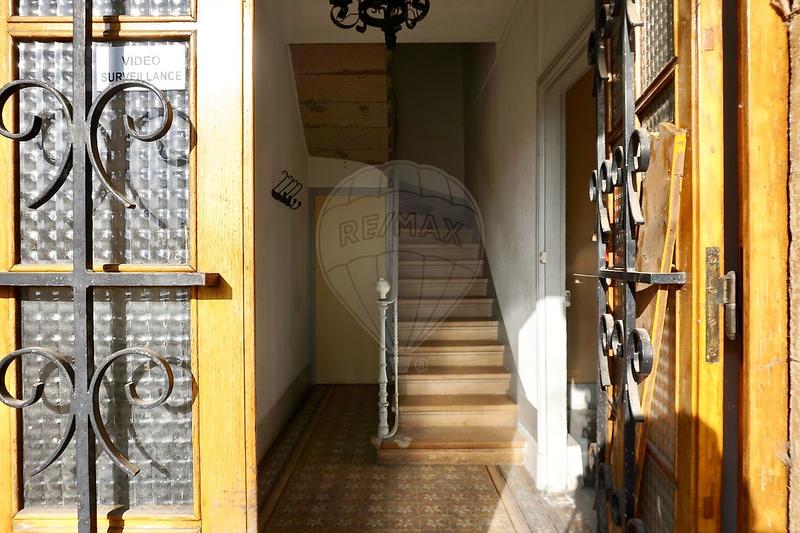 Maison - 195 m² - 6 pièces