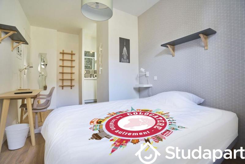 Chambre - 10 m² - 1 pièce