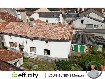 Maison - 90 m² - 4 pièces