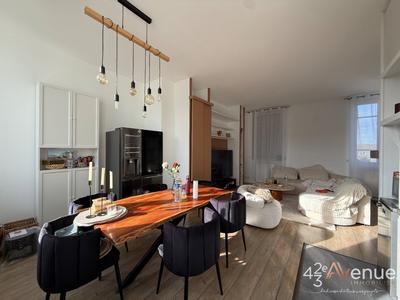 Appartement - 80 m² - 2 pièces