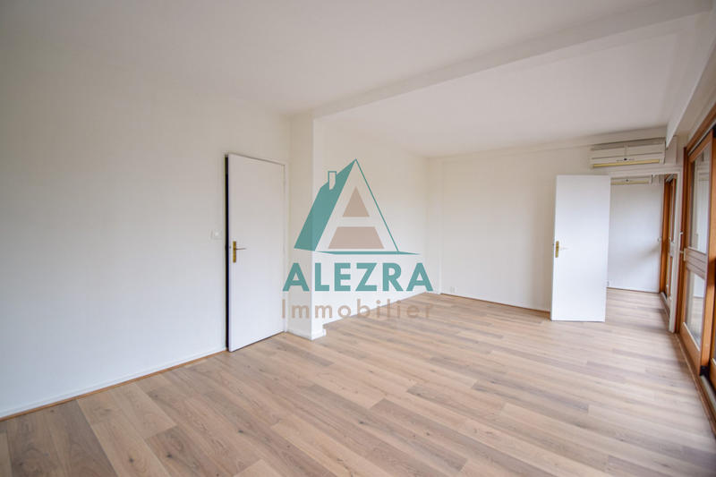 Appartement - 109 m² - 6 pièces