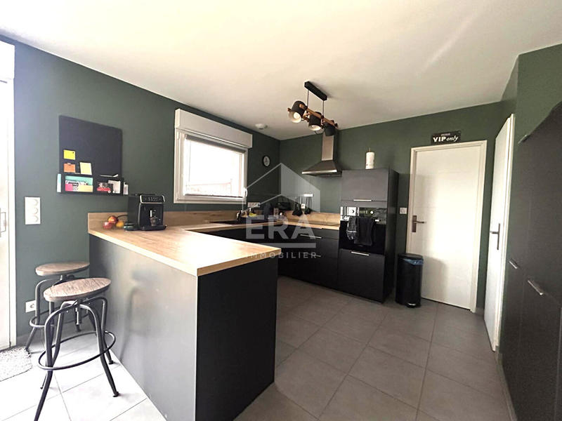 Maison - 87 m² - 6 pièces