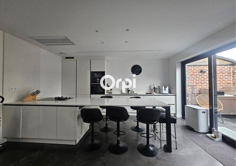 Maison - 195 m² - 5 pièces