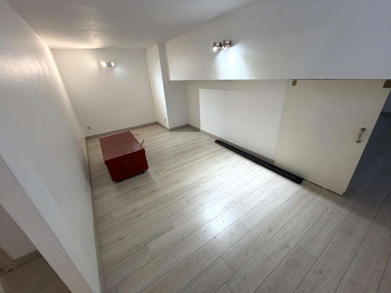 Appartement - 176 m² - 5 pièces