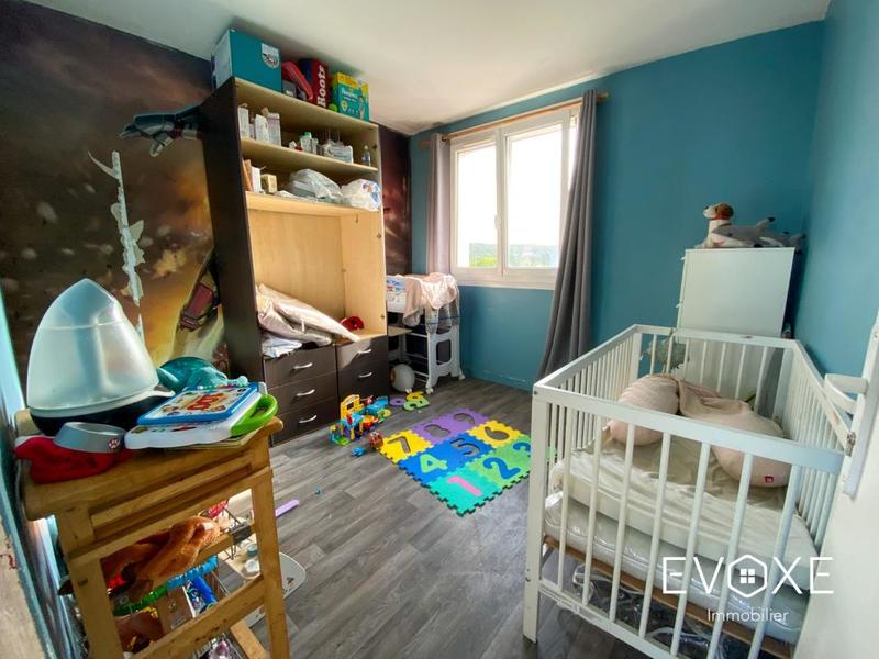 Appartement - 81 m² - 5 pièces