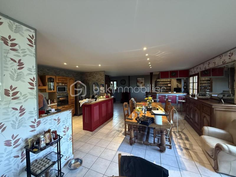 Pavillon - 110 m² - 5 pièces