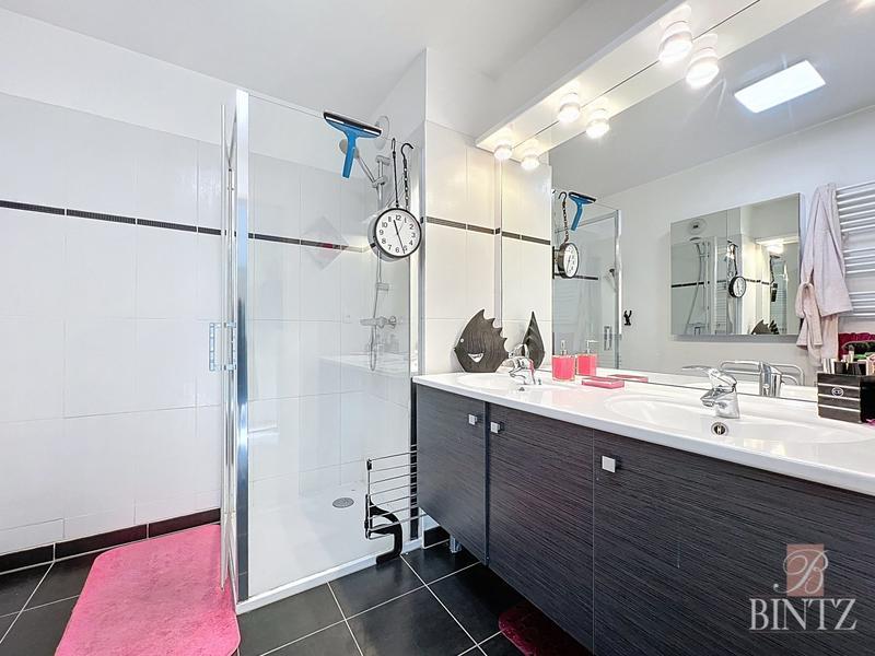 Appartement - 80 m² - 3 pièces