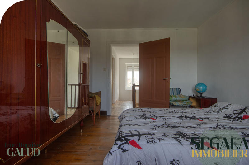 Maison - 117 m² - 7 pièces