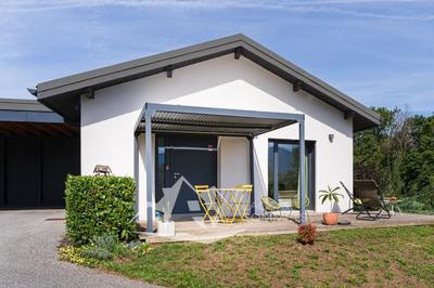 Villa - 243 m² - 9 pièces