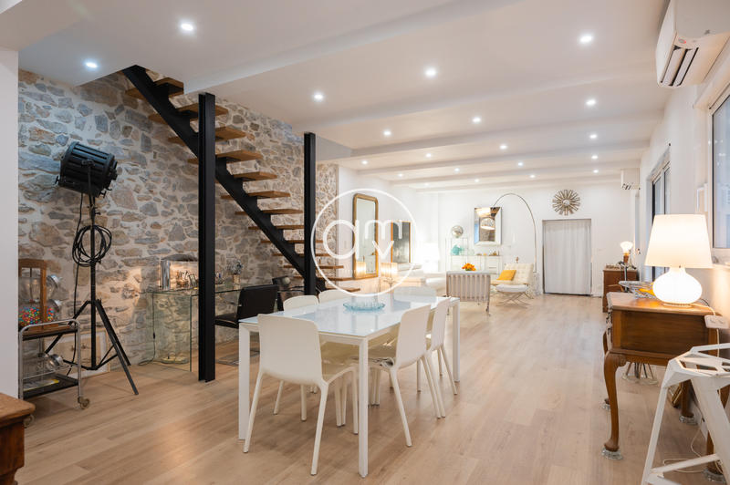 Villa - 221 m² - 5 pièces