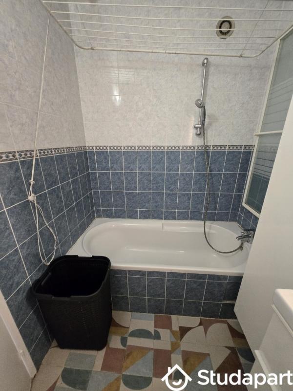 Chambre - 12 m² - 1 pièce