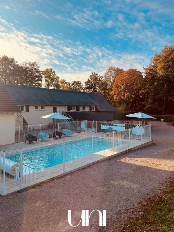 Maison - 650 m² - 22 pièces